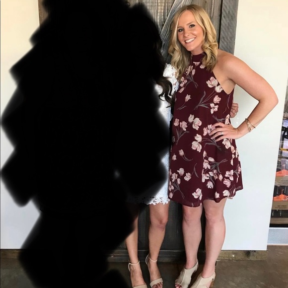 Red floral dress - Picture 5 of 5